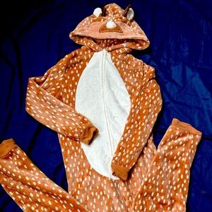 Youth X Large (12/14) fuzzy Reindeer hooded pjs w/ zipper